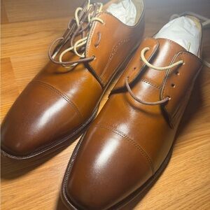 Johnston & Murphy
Men's McClain Cap-Toe Oxfords Size 9